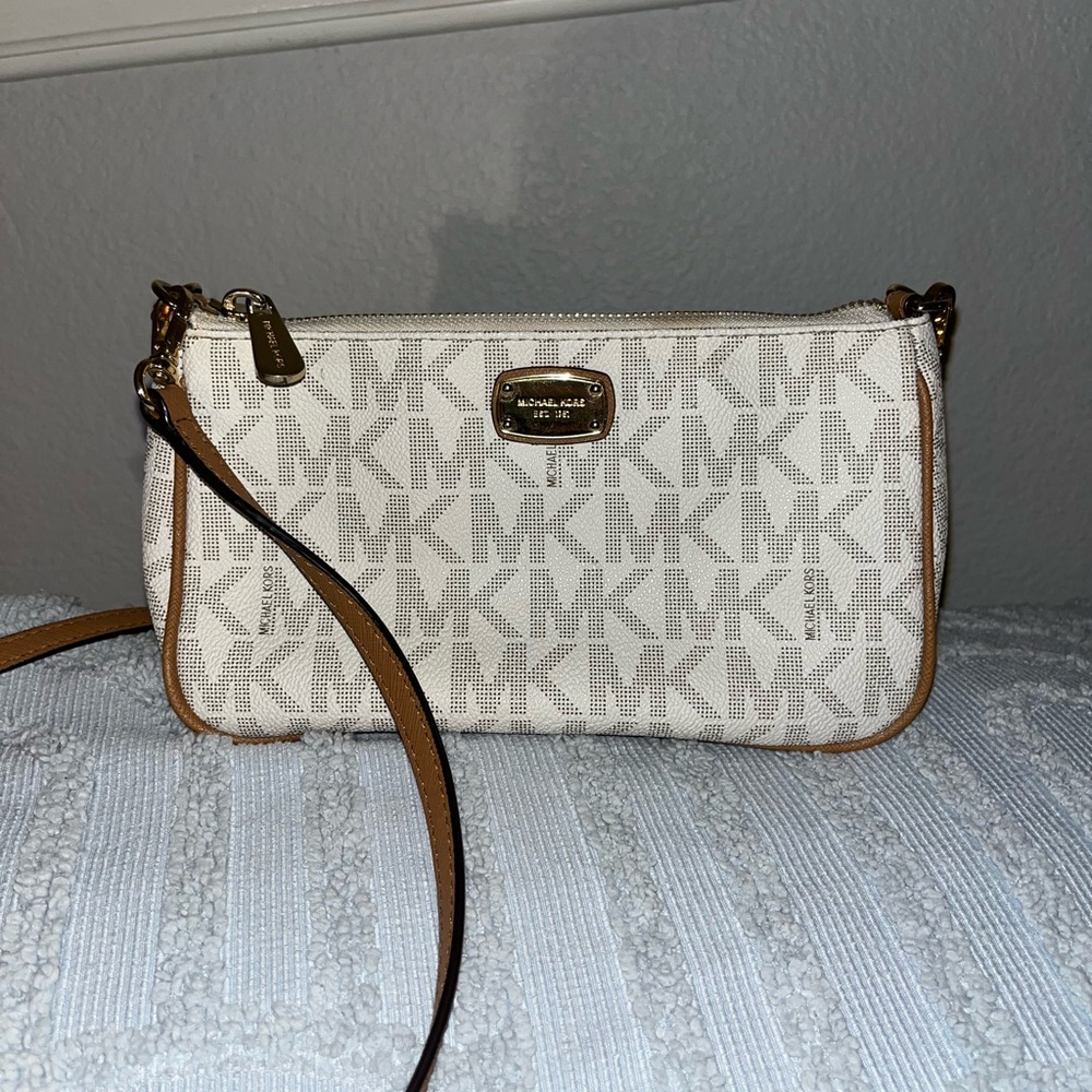 Michael Kors Crossbody Purse